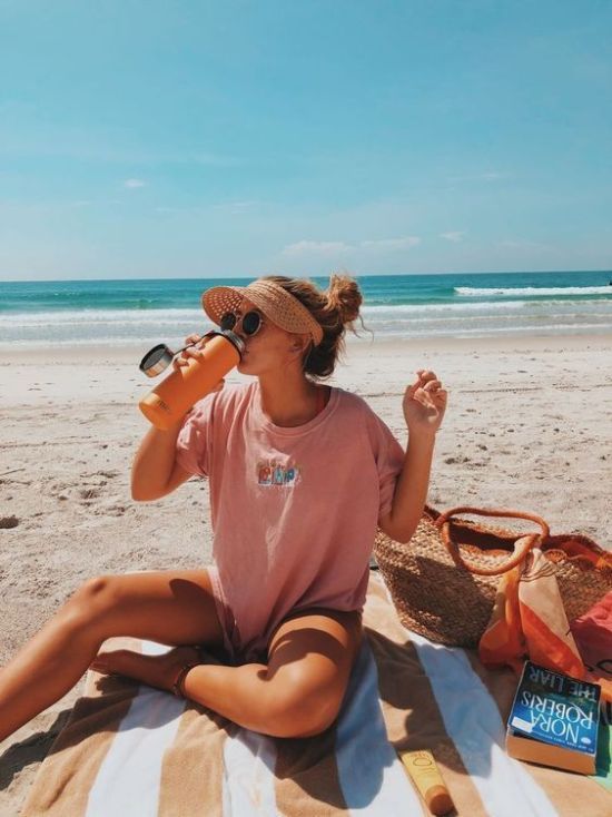Girl with sunglasses