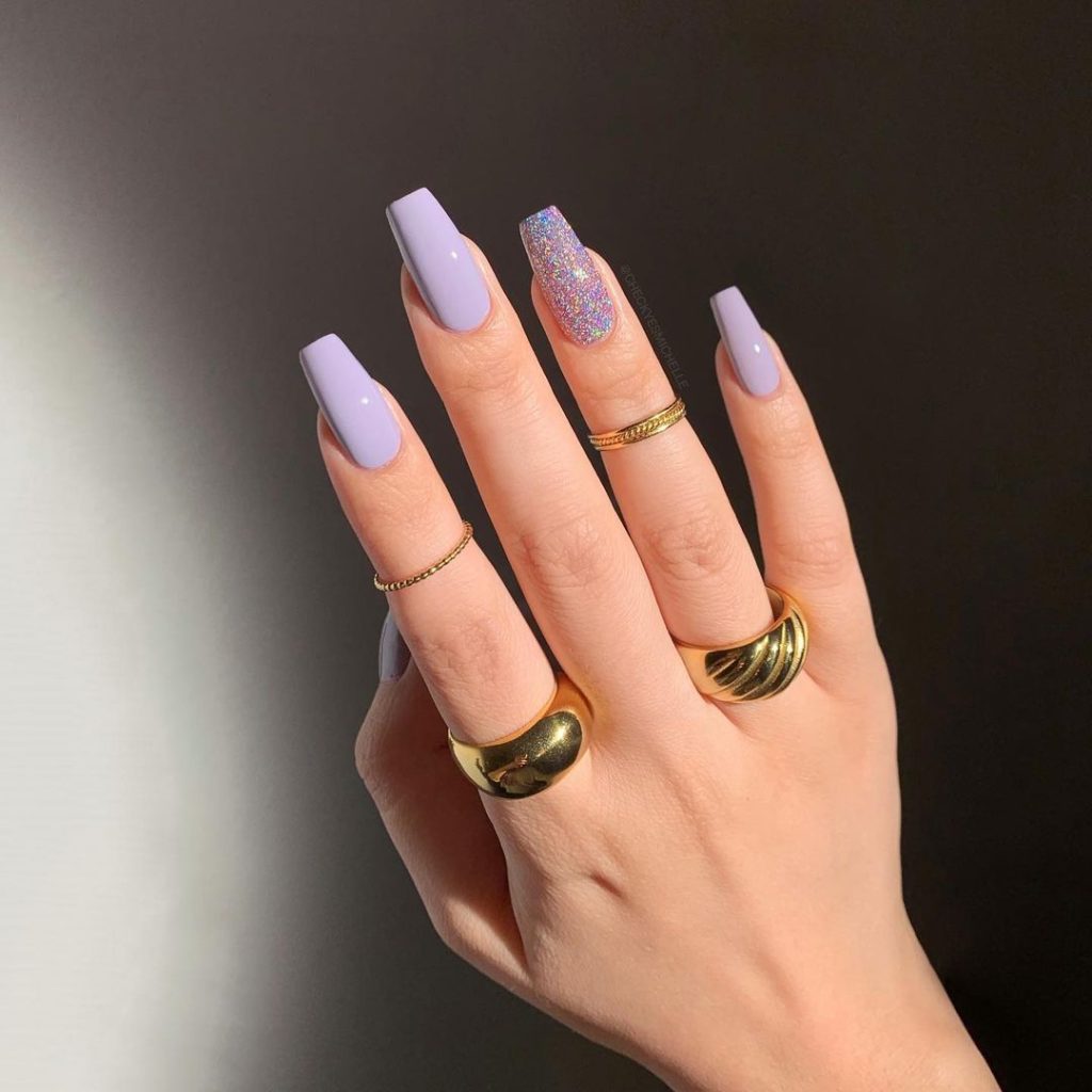 Nail varnish