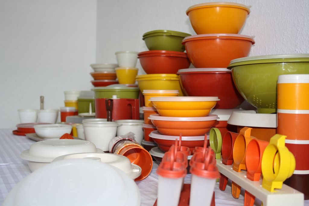 Plastic containers