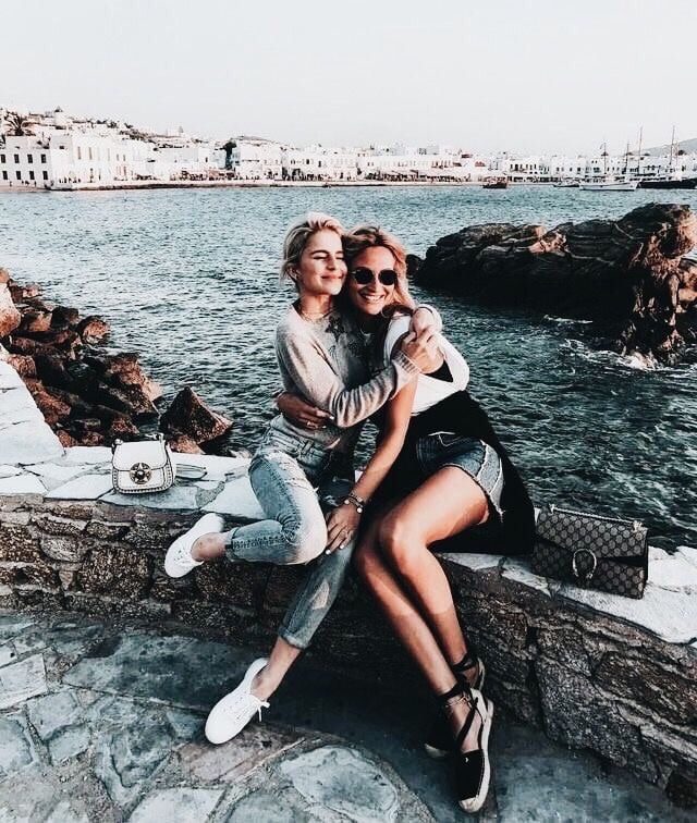 Friends on holiday