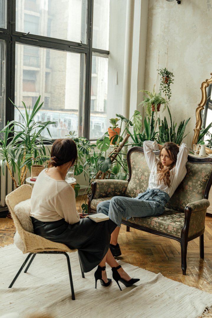 A woman attending therapy | Source: Pexels