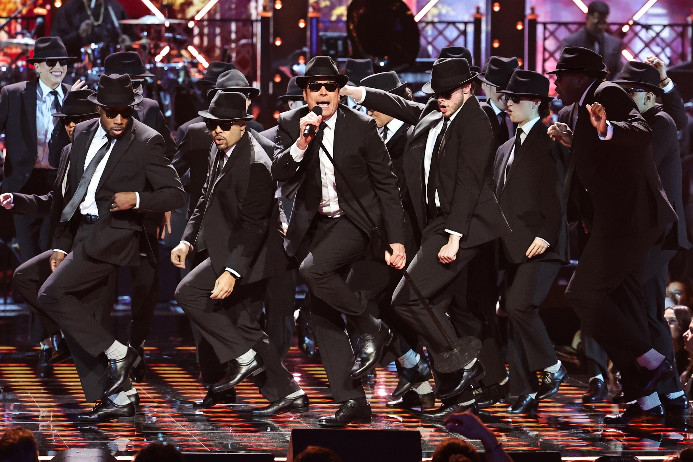 Jimmy Fallon singing during the