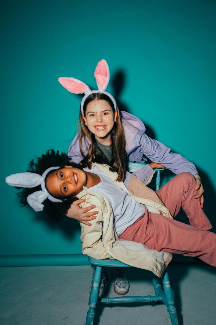 Two girls wearing bunny ears | Source: Pexels