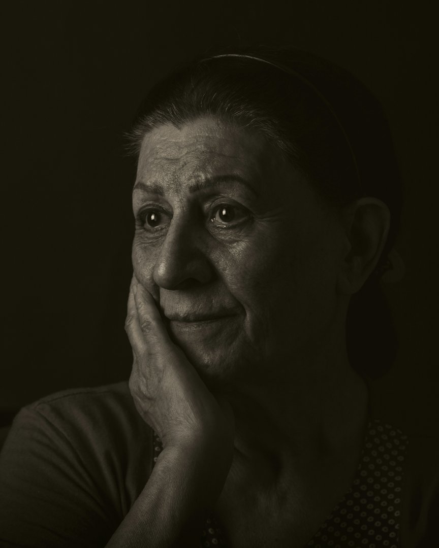 A surprised woman | Source: Unsplash