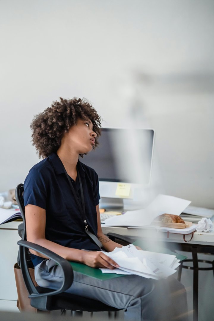An exhausted woman | Source: Pexels