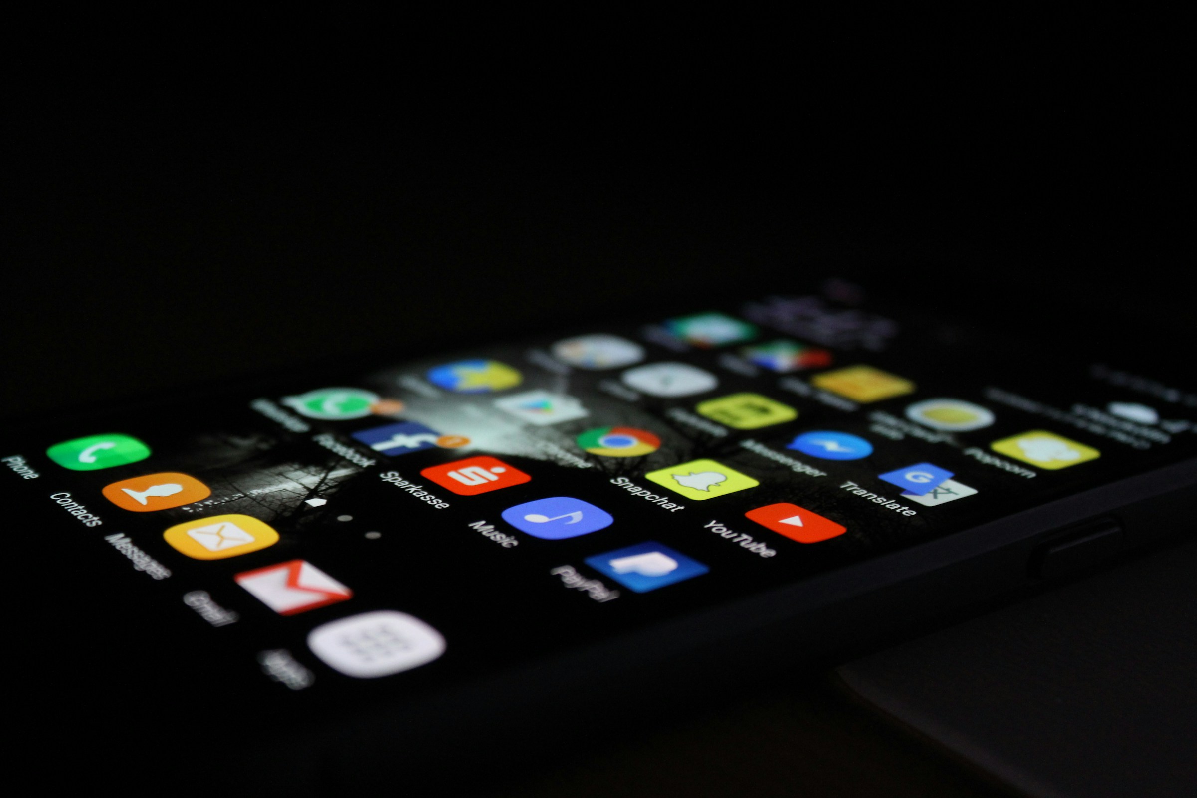 A close-up shot of a phone | Source: Unsplash