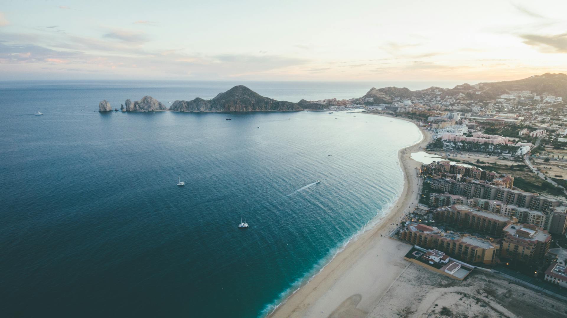A beach | Source: Pexels