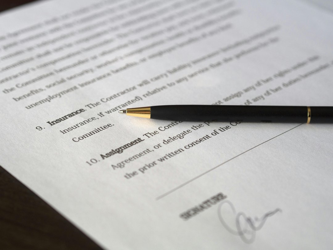 A legal contract | Source: Pexels