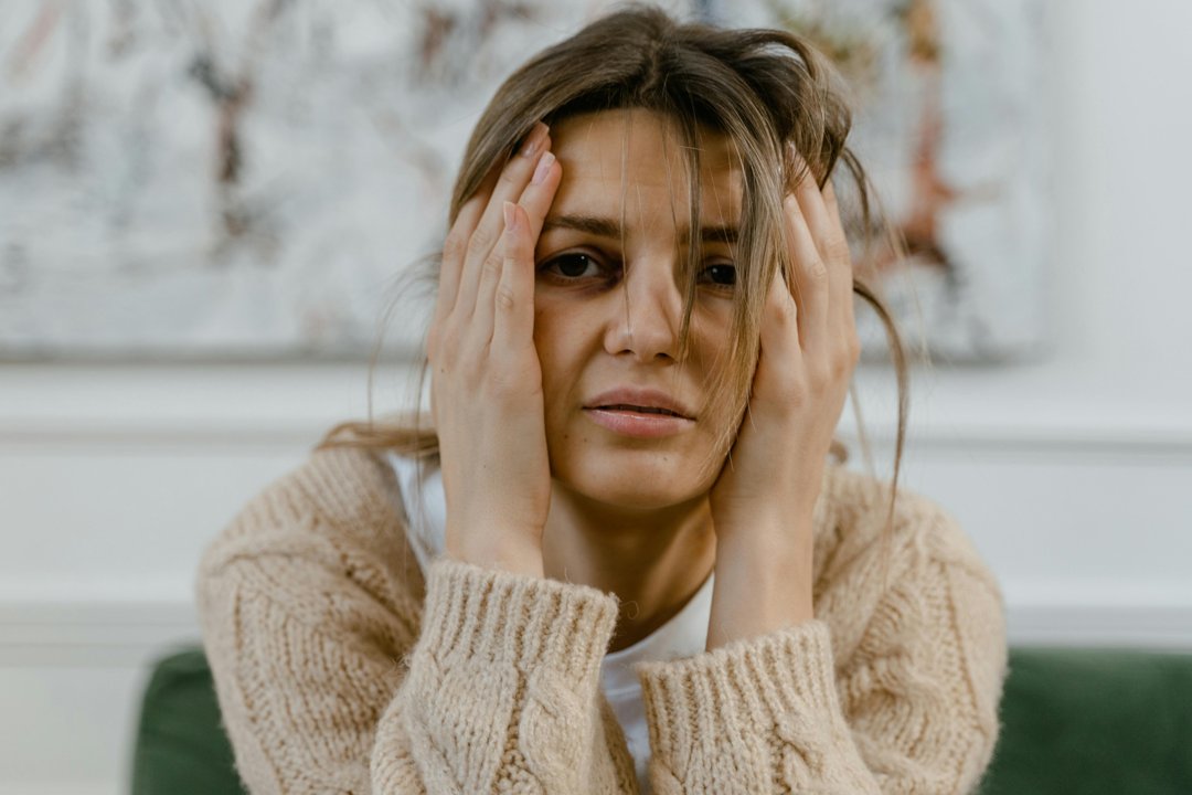 A stressed-out woman | Source: Pexels