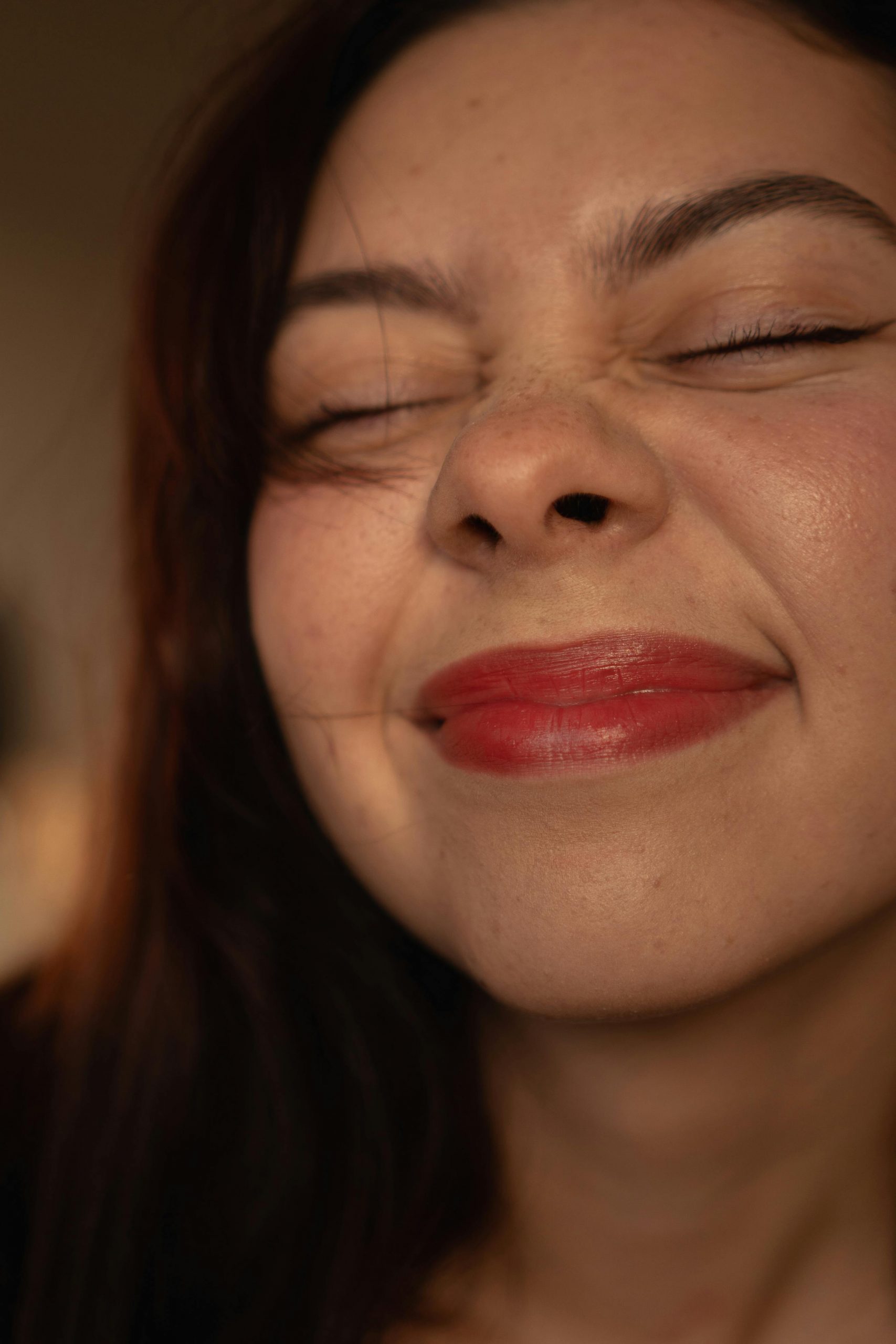 A woman smiling | Source: Pexels