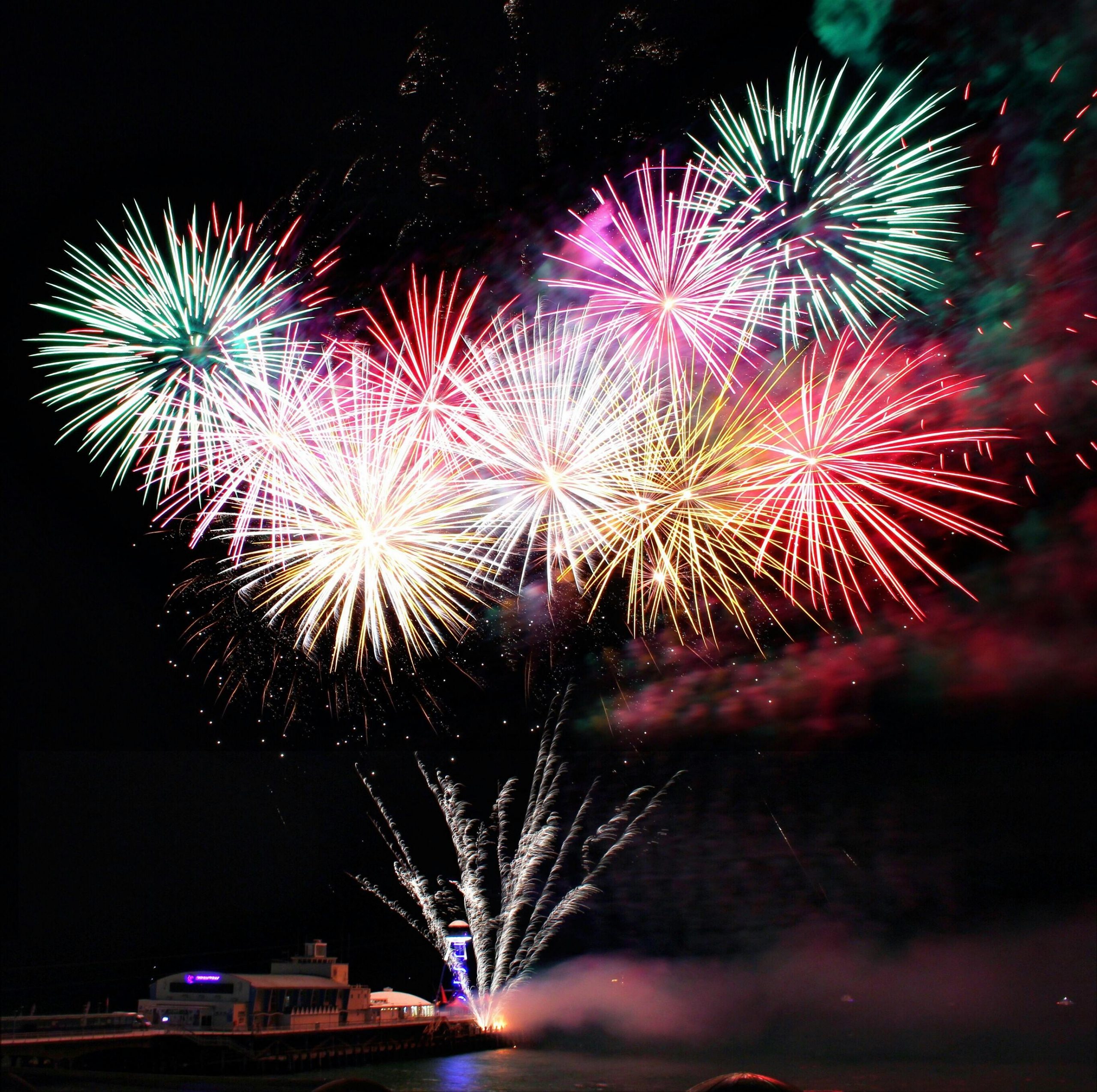 A fireworks display | Source: Pexels
