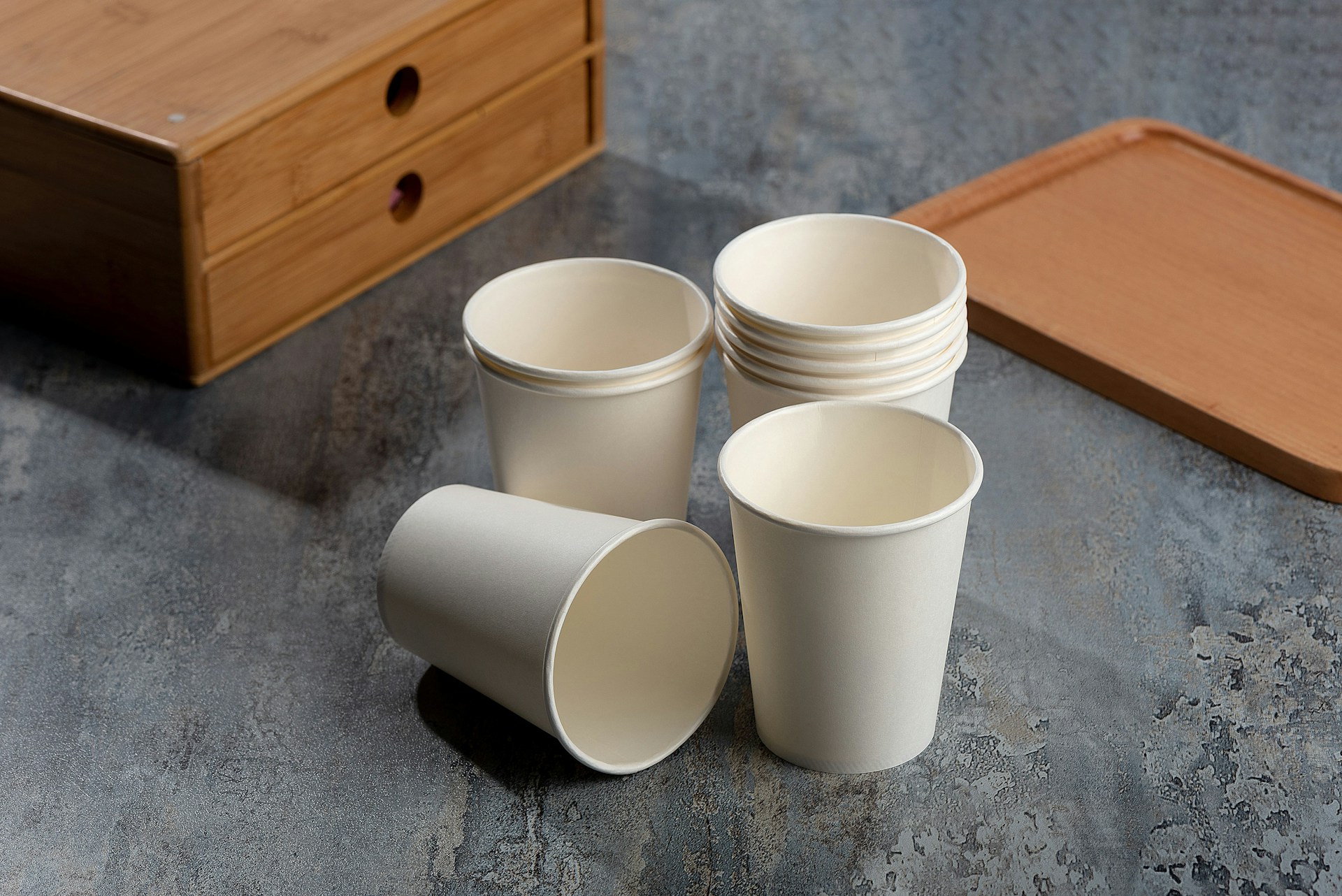 Disposable paper cups | Source: Unsplash