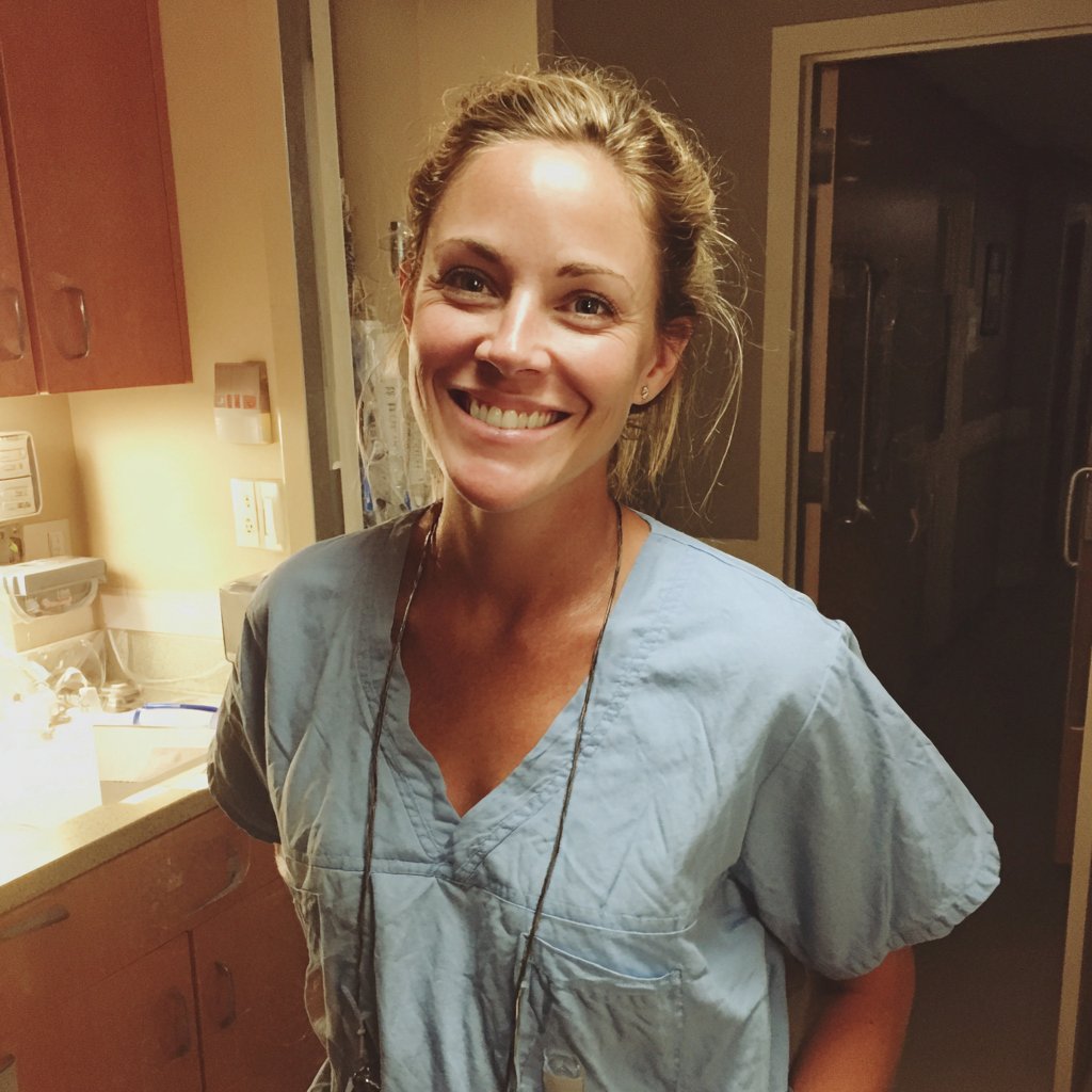 A smiling nurse | Source: Midjourney