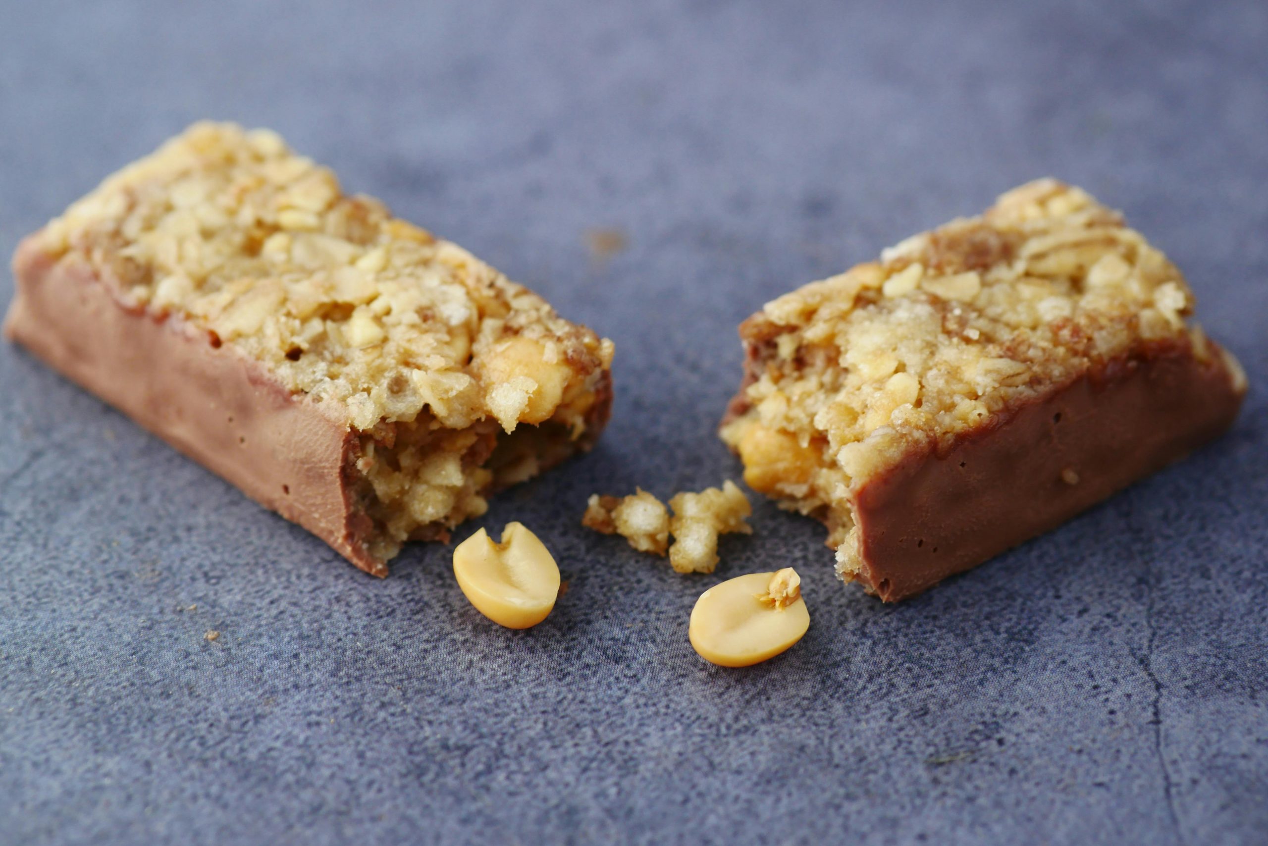 A granola bar | Source: Pexels