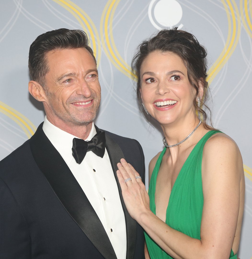 A little boy lying in his bed | Source: Midjourney