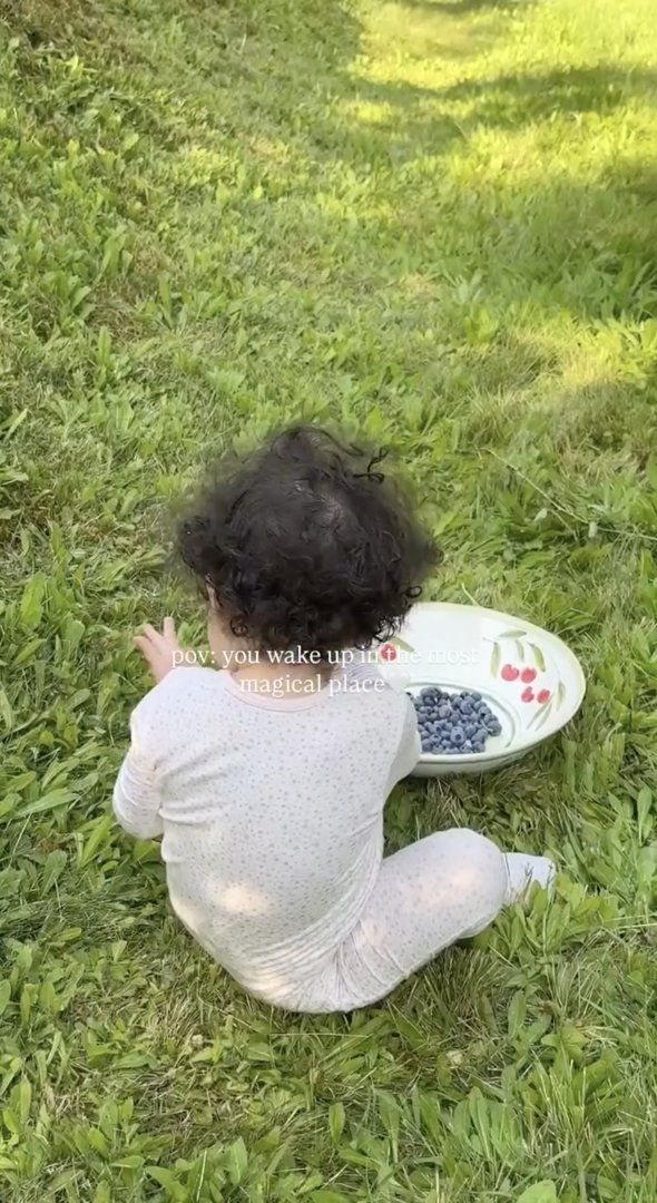 Whimsy Lou Smith, seen in a post dated August 8, 2025 | Source: Instagram/naraaziza