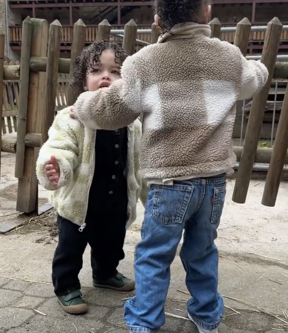 Two of the Smith children seen in a post dated May 3, 2023 | Source: Instagram/naraaziza