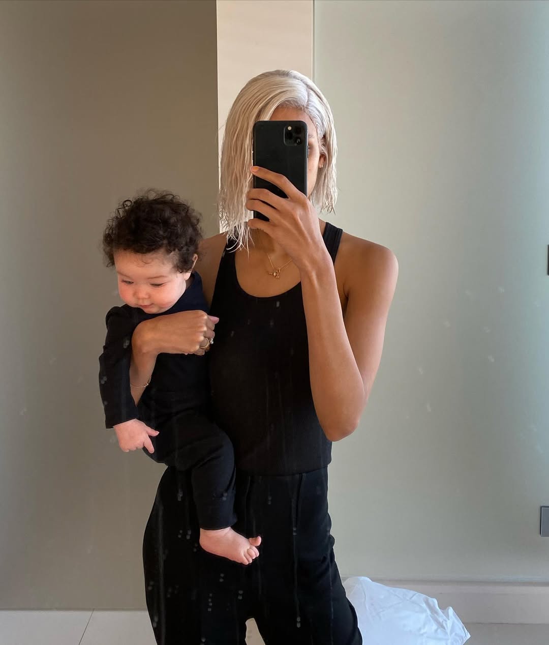 Nara Aziza and Rumble Honey Smith, seen in a post dated September 9, 2021 | Source: Instagram/naraaziza