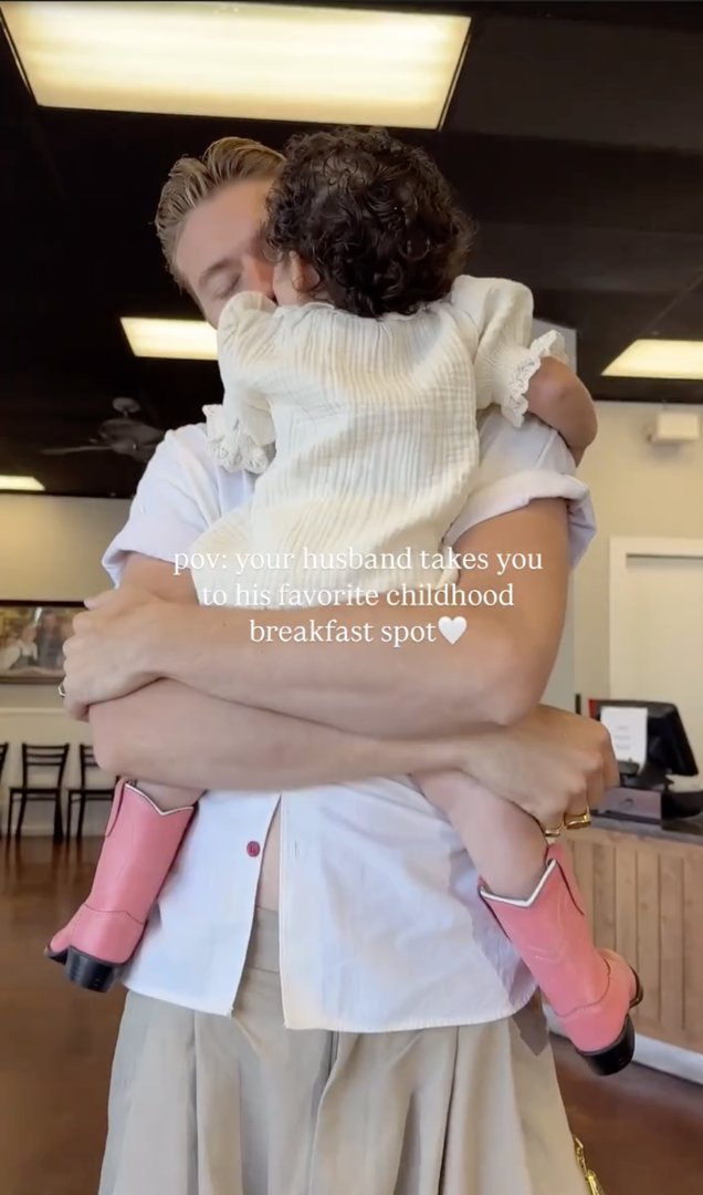 Lucky Smith seen with Whimsy Lou, in a post dated July 16, 2025 | Source: Instagram/naraaziza