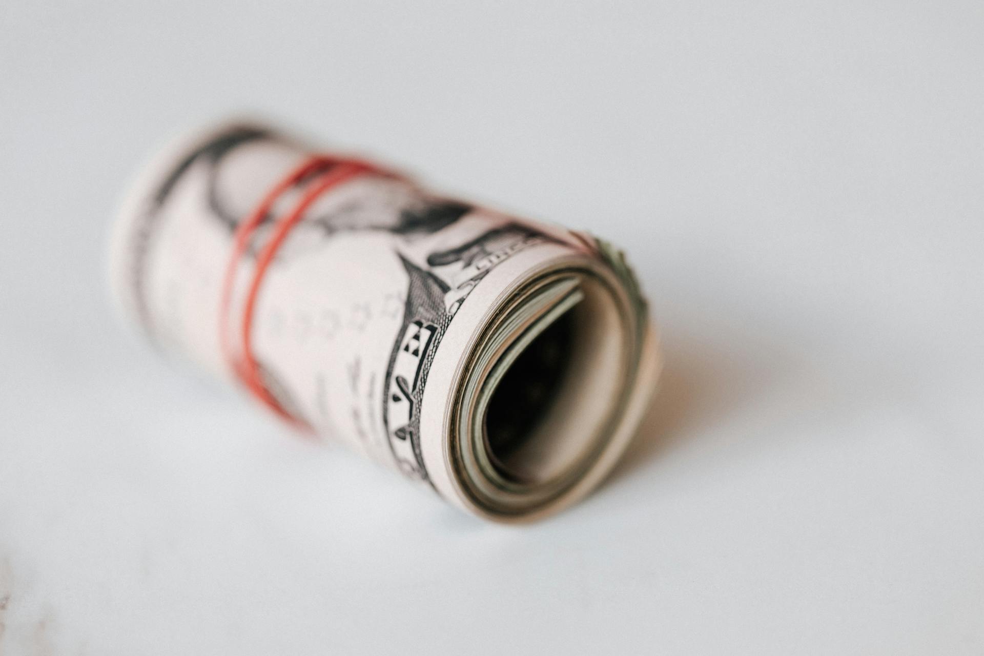 A roll of dollar bills | Source: Pexels