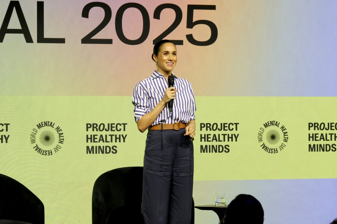 Meghan Markle during her panel introduction speech. | Source: Getty Images