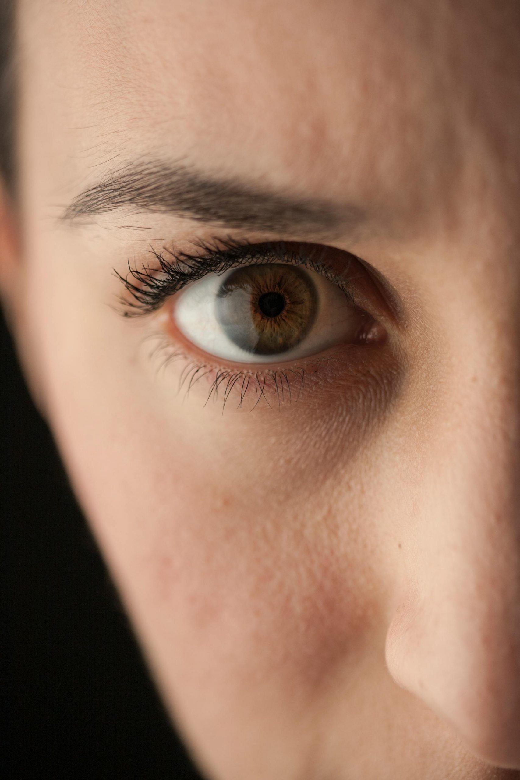 Close-up shot of a woman's eye | Source: Pexels