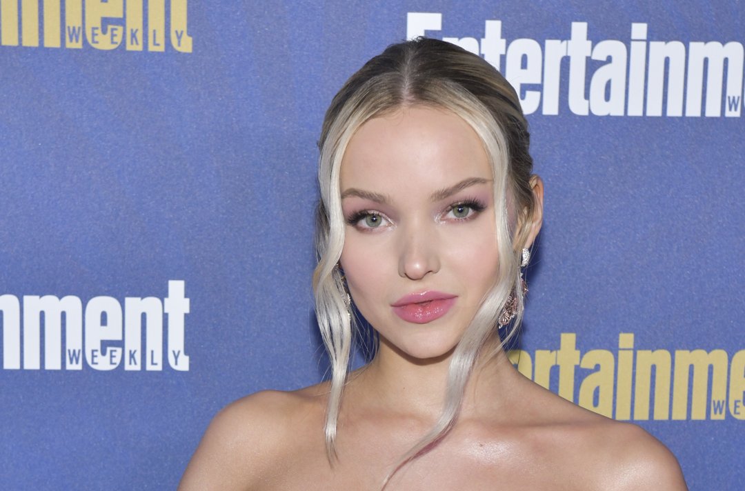 Dove Cameron at Entertainment Weekly Pre-SAG Celebration on January 18, 2020, in Los Angeles, California. | Source: Getty Images