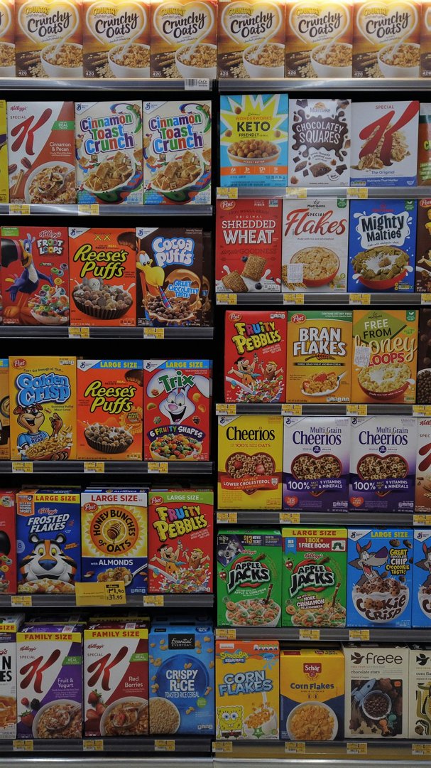 A cereal aisle in a store | Source: Unsplash