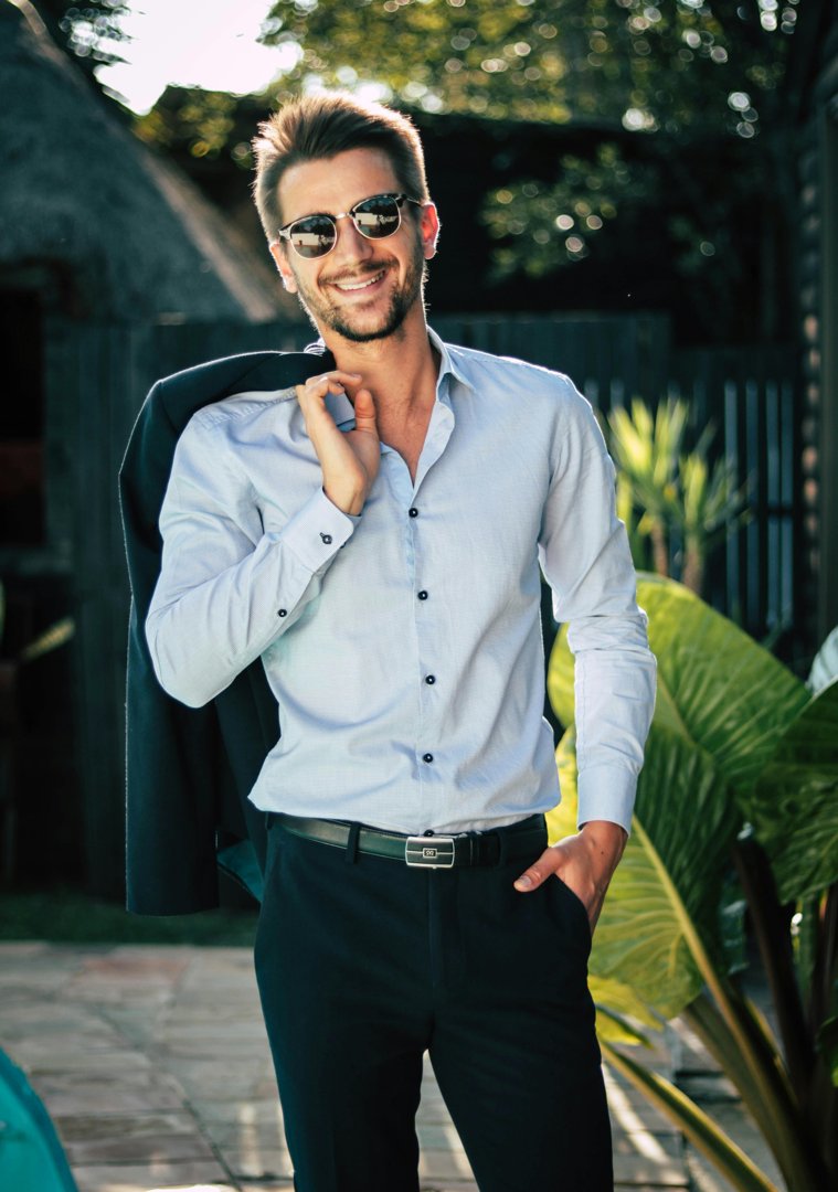 A man in a suit | Source: Pexels