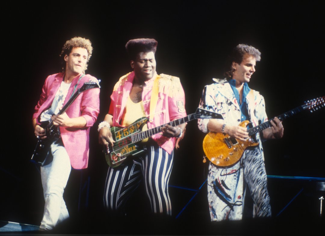 Neal Schon, Randy Jackson, and Jonathan Cain perform at the Met Center in Bloomington Minnesota on September 25, 1986 | Source: Getty Images