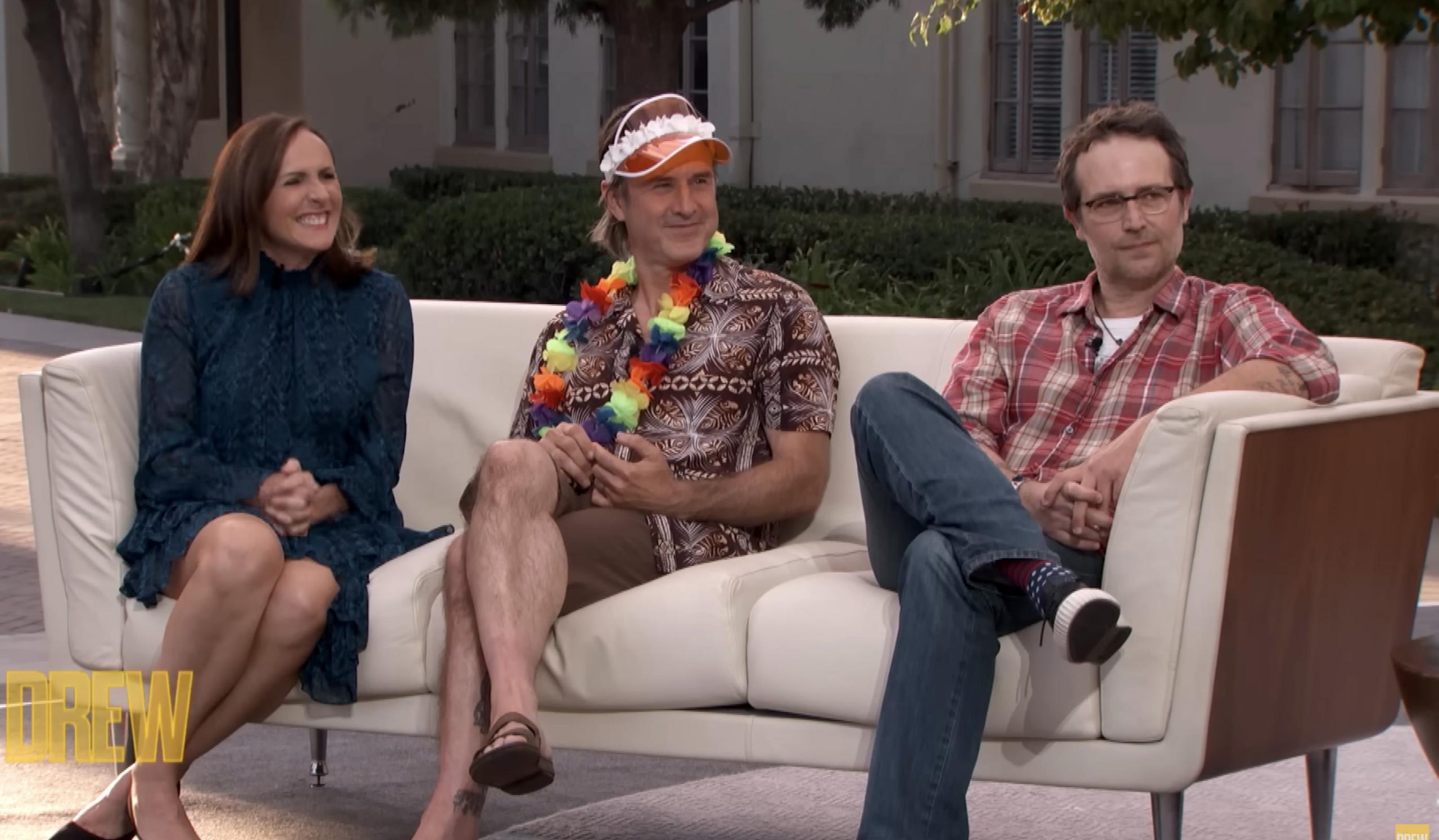 Molly Shannon, David Arquette, and Michael Vartan reminisce and share never-before-heard stories from shooting the beloved film on