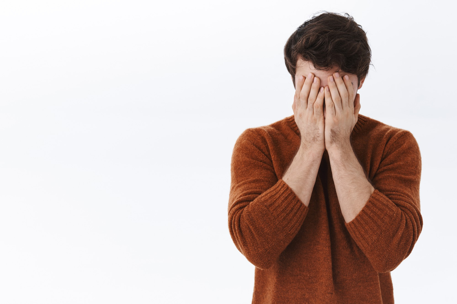 A distressed man | Source: Freepik