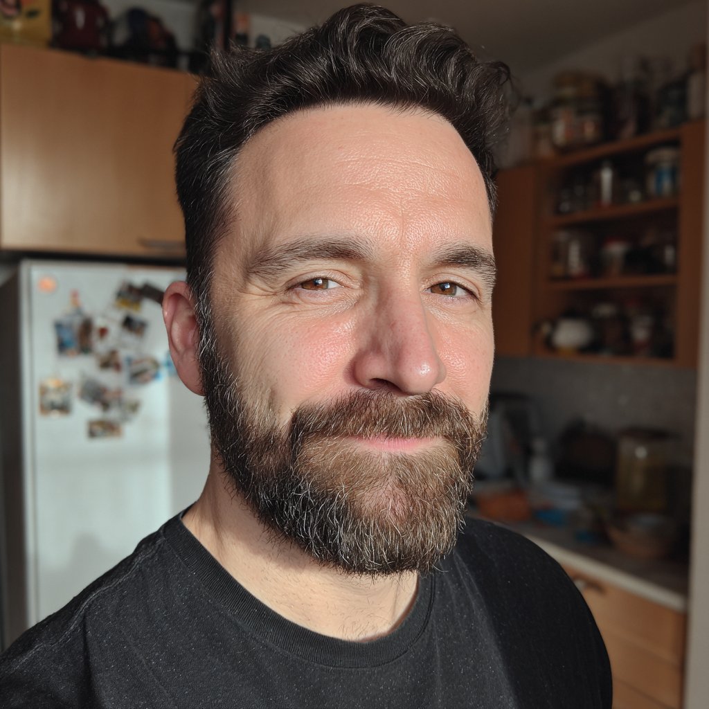 A smiling man standing in a kitchen | Source: Midjourney