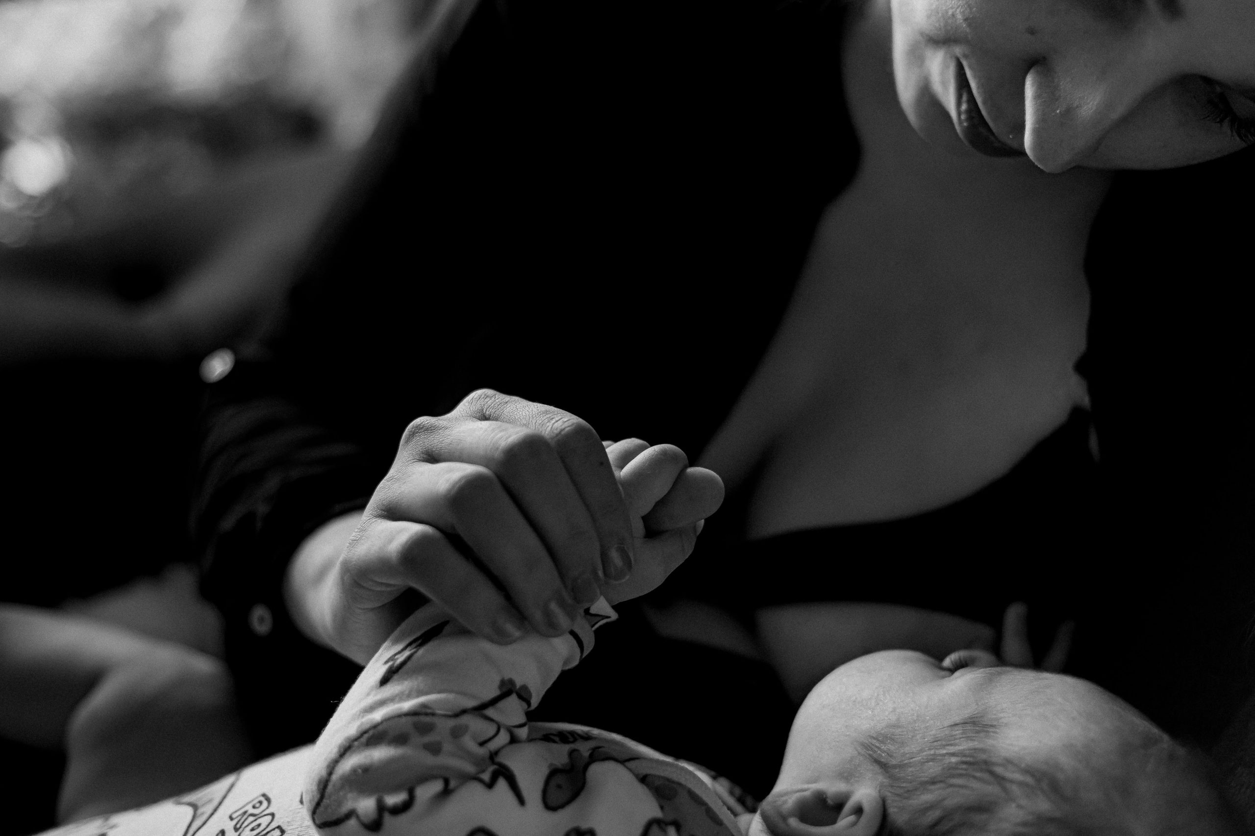 A woman nursing her baby | Source: Pexels