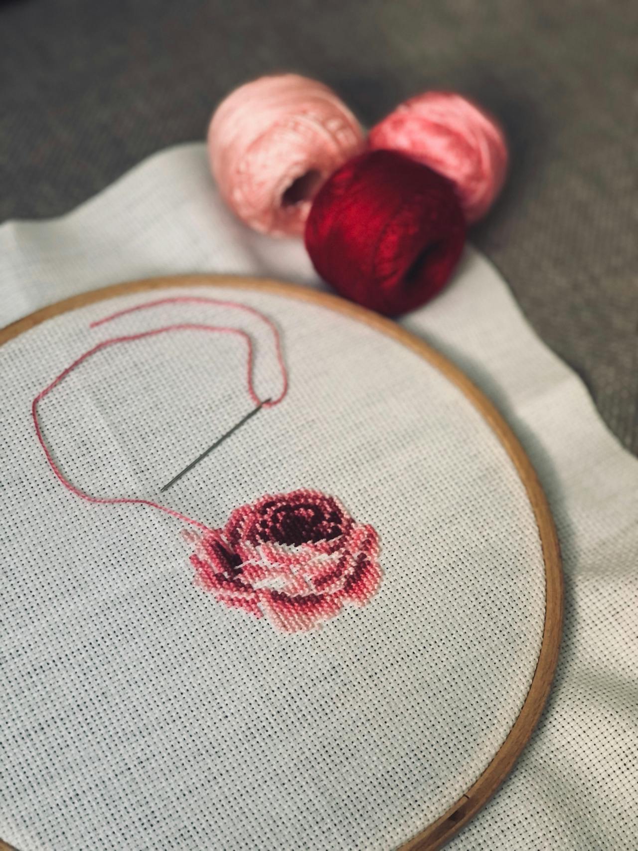 Close-up shot of an embroidered rose | Source: Pexels