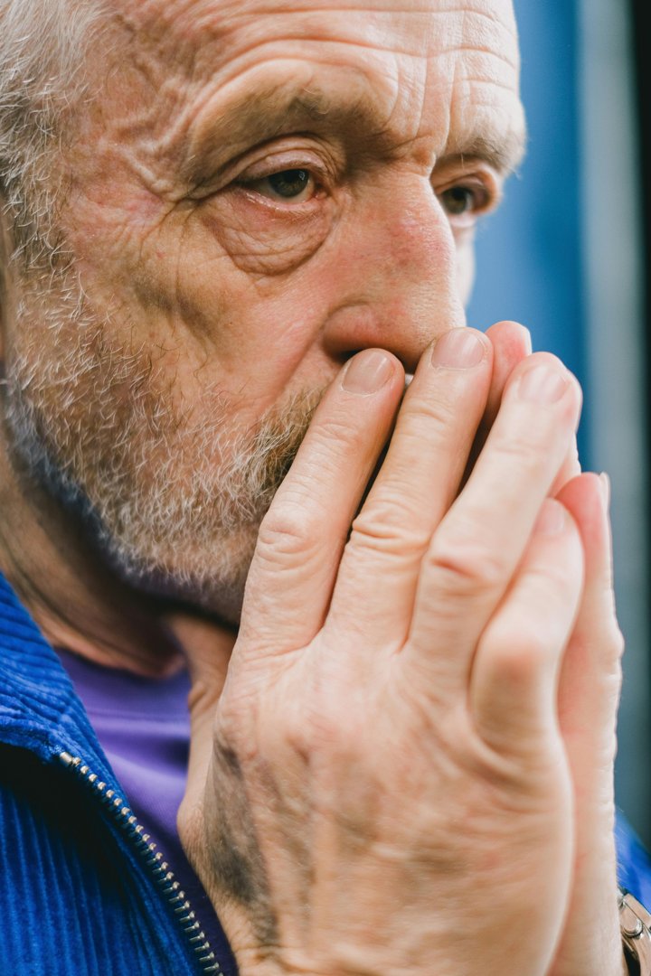 An emotional man | Source: Pexels