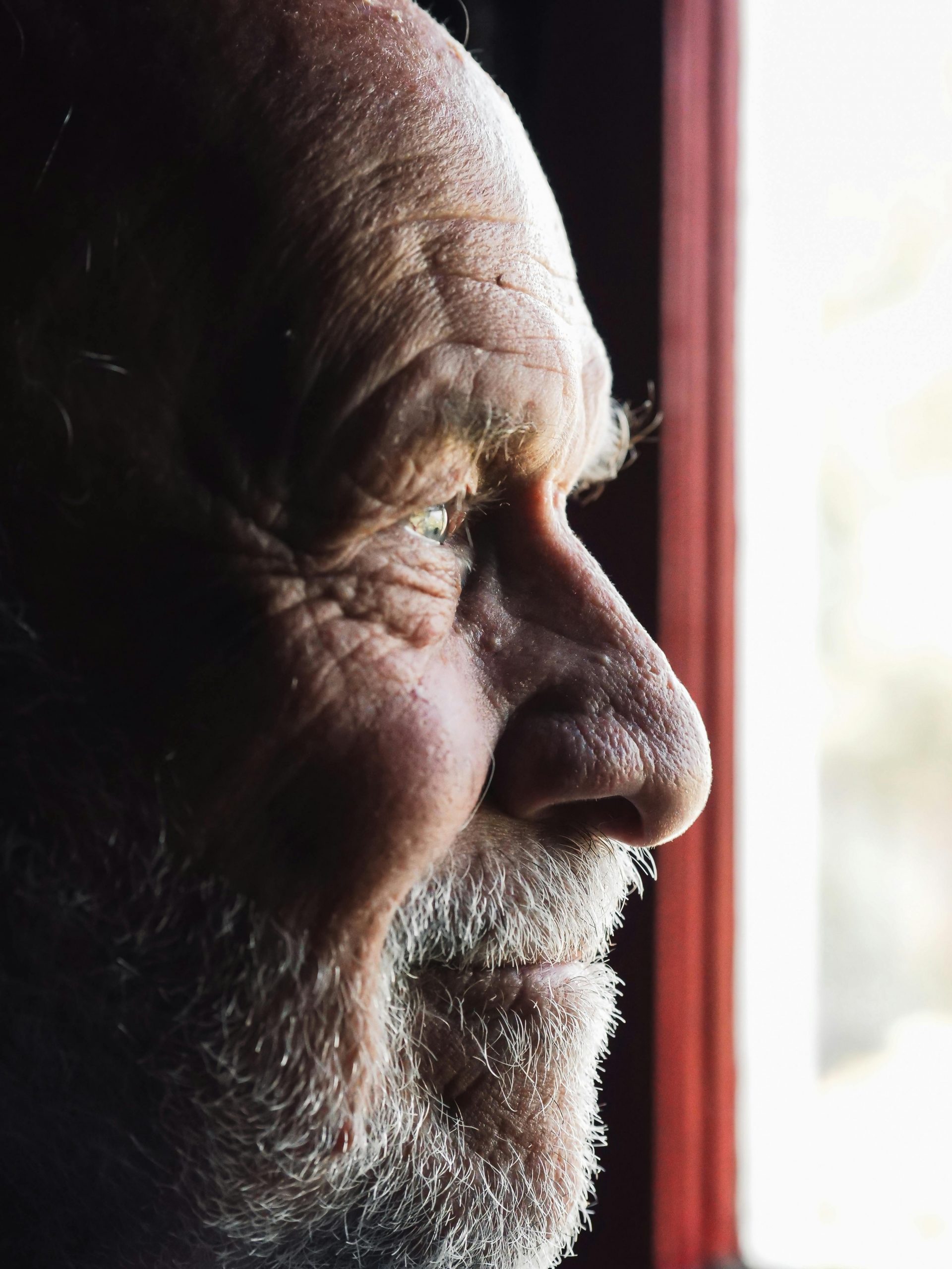 A side-view of a man smiling | Source: Pexels