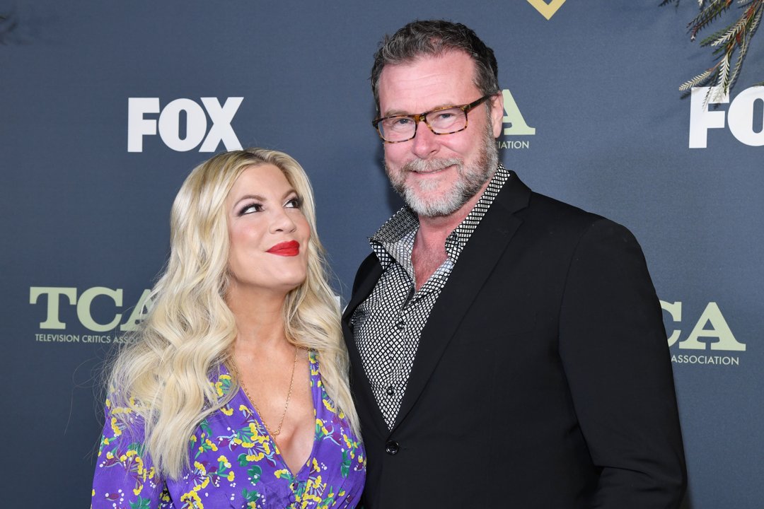 Tori Spelling and Dean McDermott attend the Fox Winter TCA event in Los Angeles on February 6, 2019 | Source: Getty Images