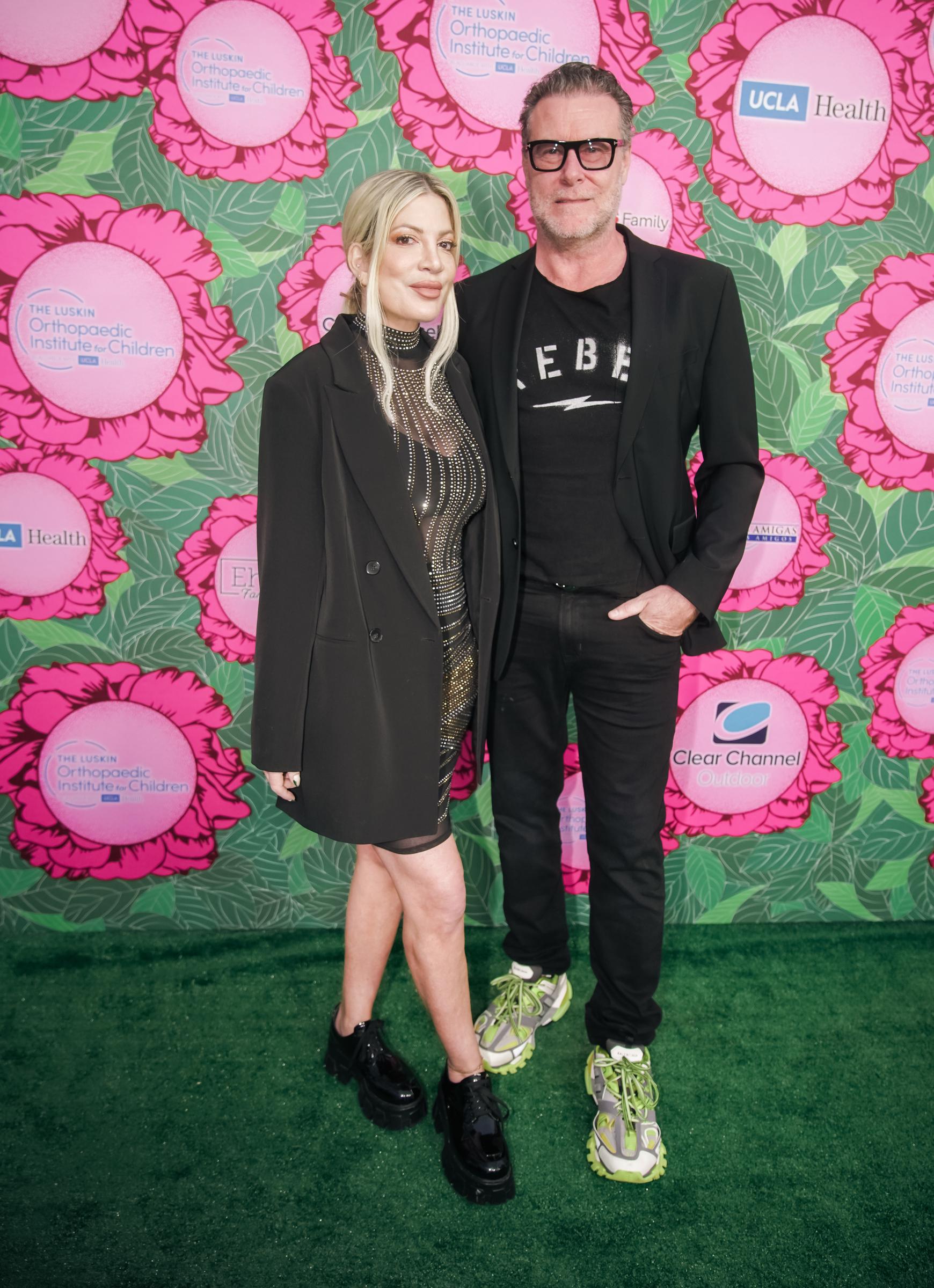Tori Spelling and Dean McDermott at the Luskin Orthopedic Institute For Children Gala on June 10, 2023, in Universal City, California | Source: Getty Images