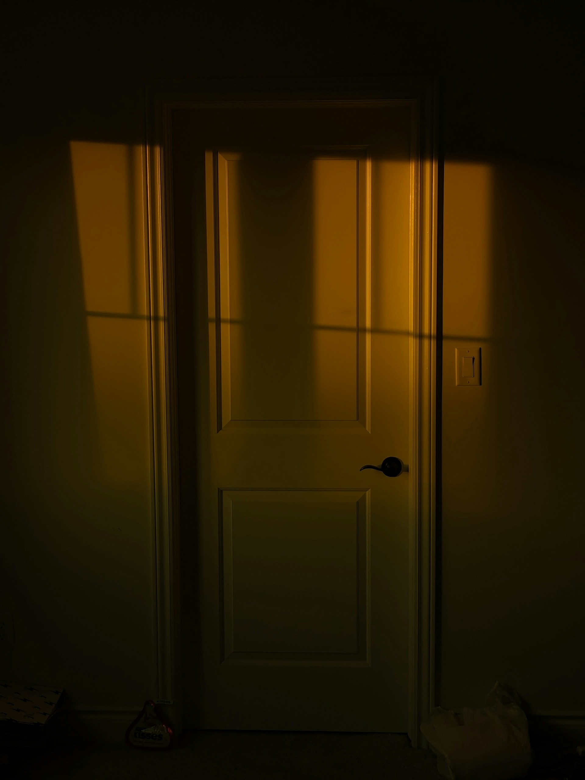 A closed door | Source: Unsplash