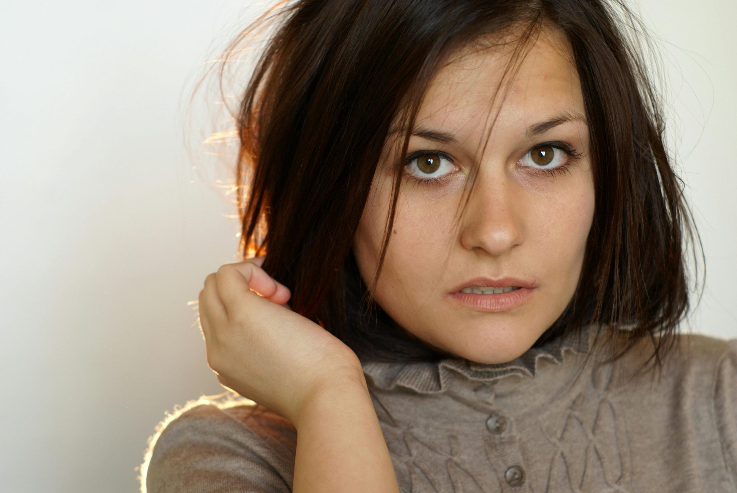 An uncertain woman | Source: Pexels