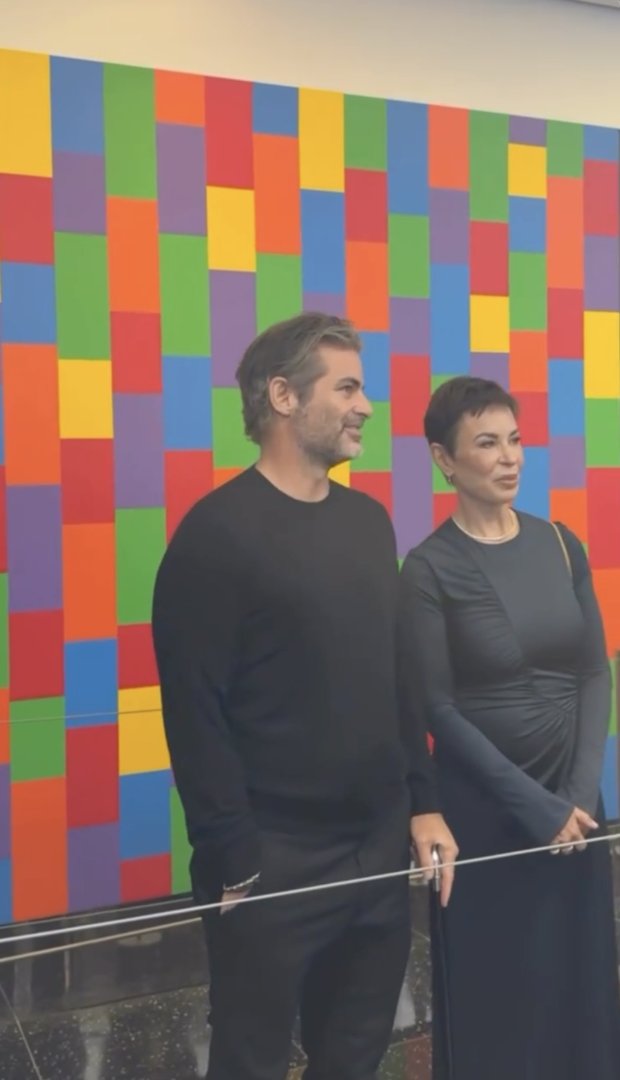 Jim Curtis was spotted smiling and standing along the side of the red carpet in casual all-black attire that included a sweater and casual black slacks. From a post dated September 8, 2025. | Source: Instagram/people