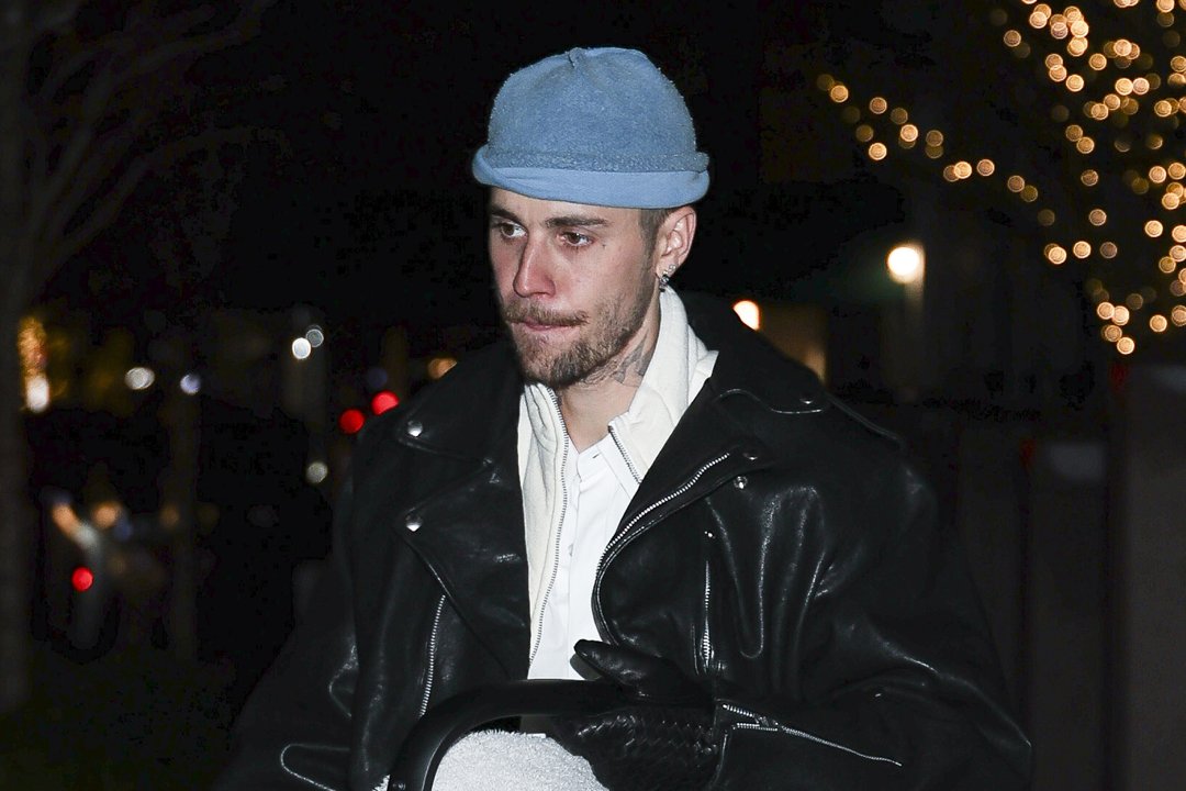 Justin Bieber is seen on The Upper East Side on January 31, 2025 in New York City | Source: Getty Images