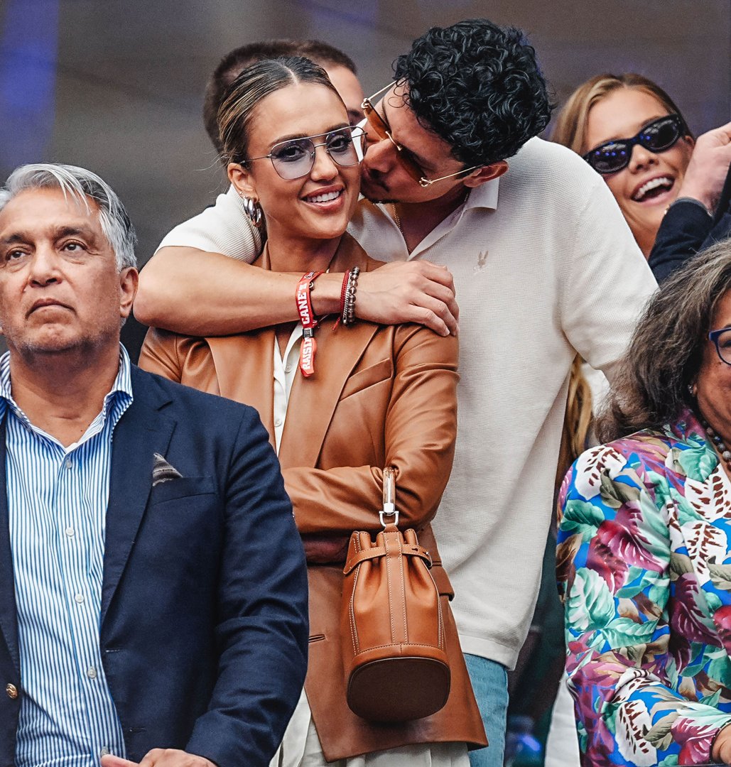 Ramirez gives Alba a kiss as they watch the Men's Singles Final on Day 15 of the 2025 US Open Tennis Championships at the USTA Billie Jean King National Tennis Center on September 07, 2025 in Flushing Meadows, Queens, New York City.