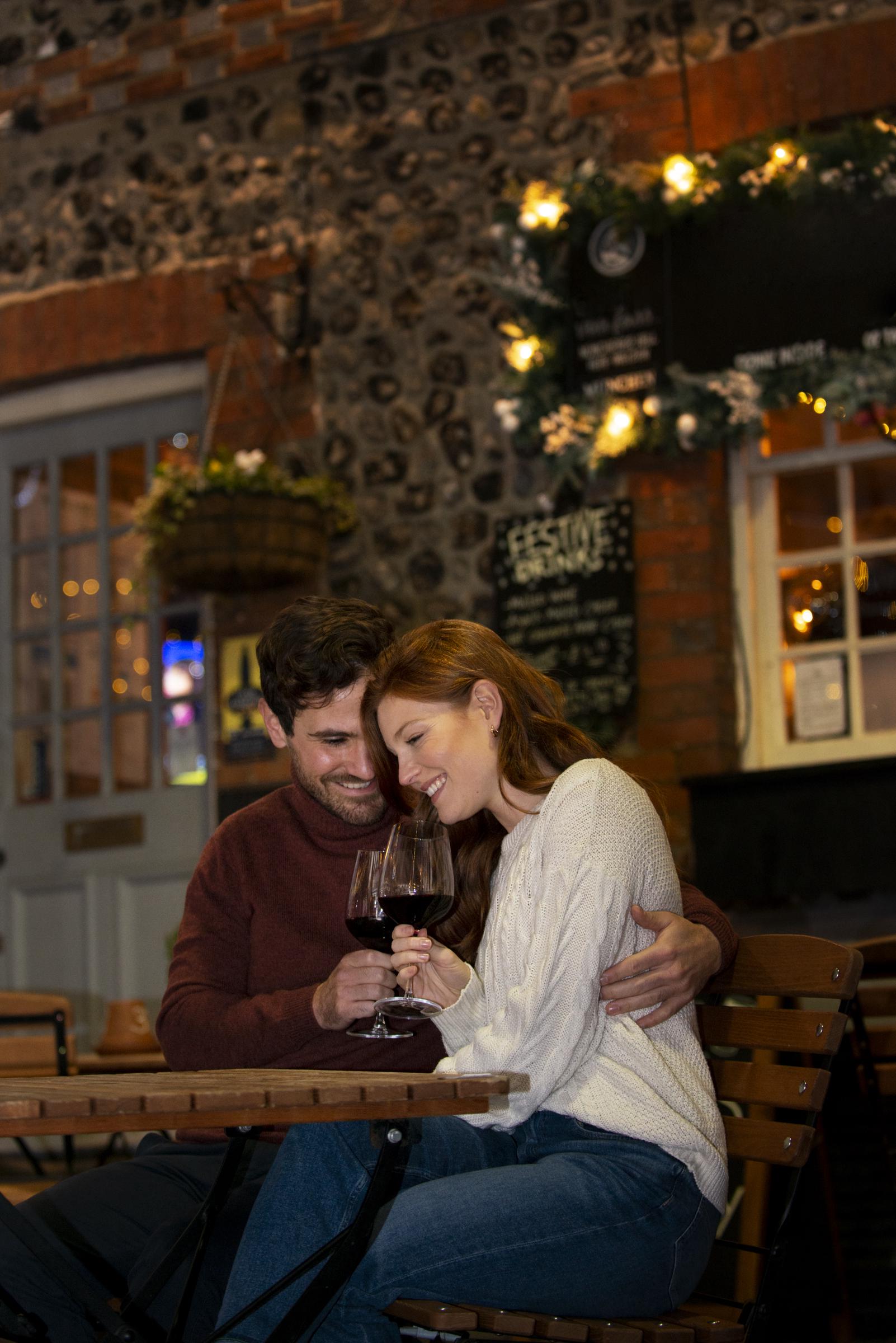 A couple bonding at night | Source: Freepik