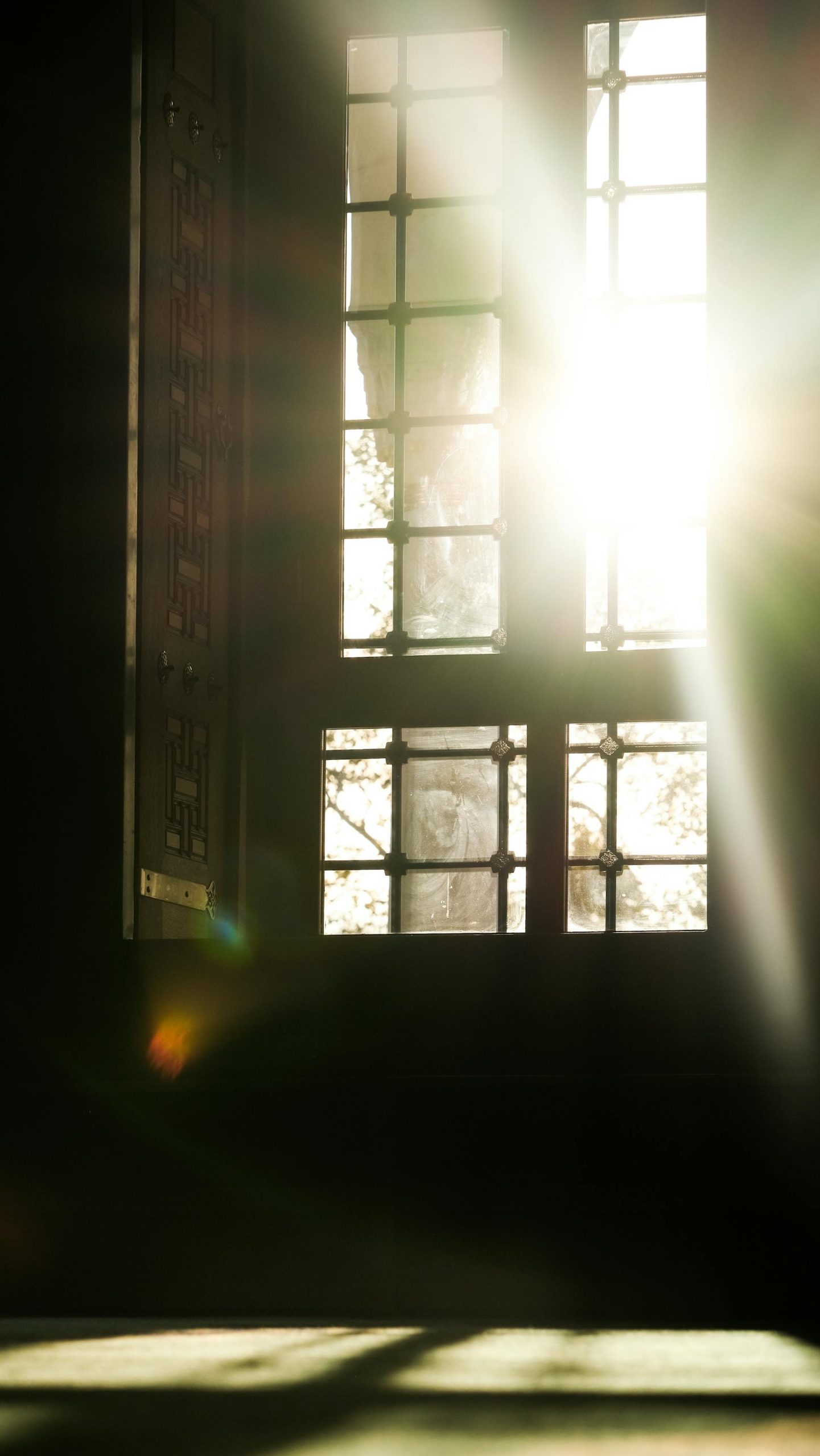 Sunlight entering through a window | Source: Pexels