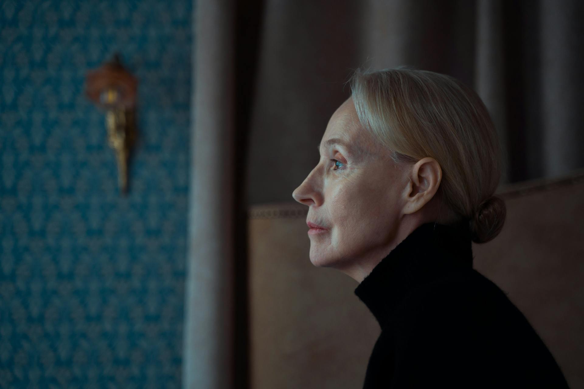 An older woman | Source: Pexels