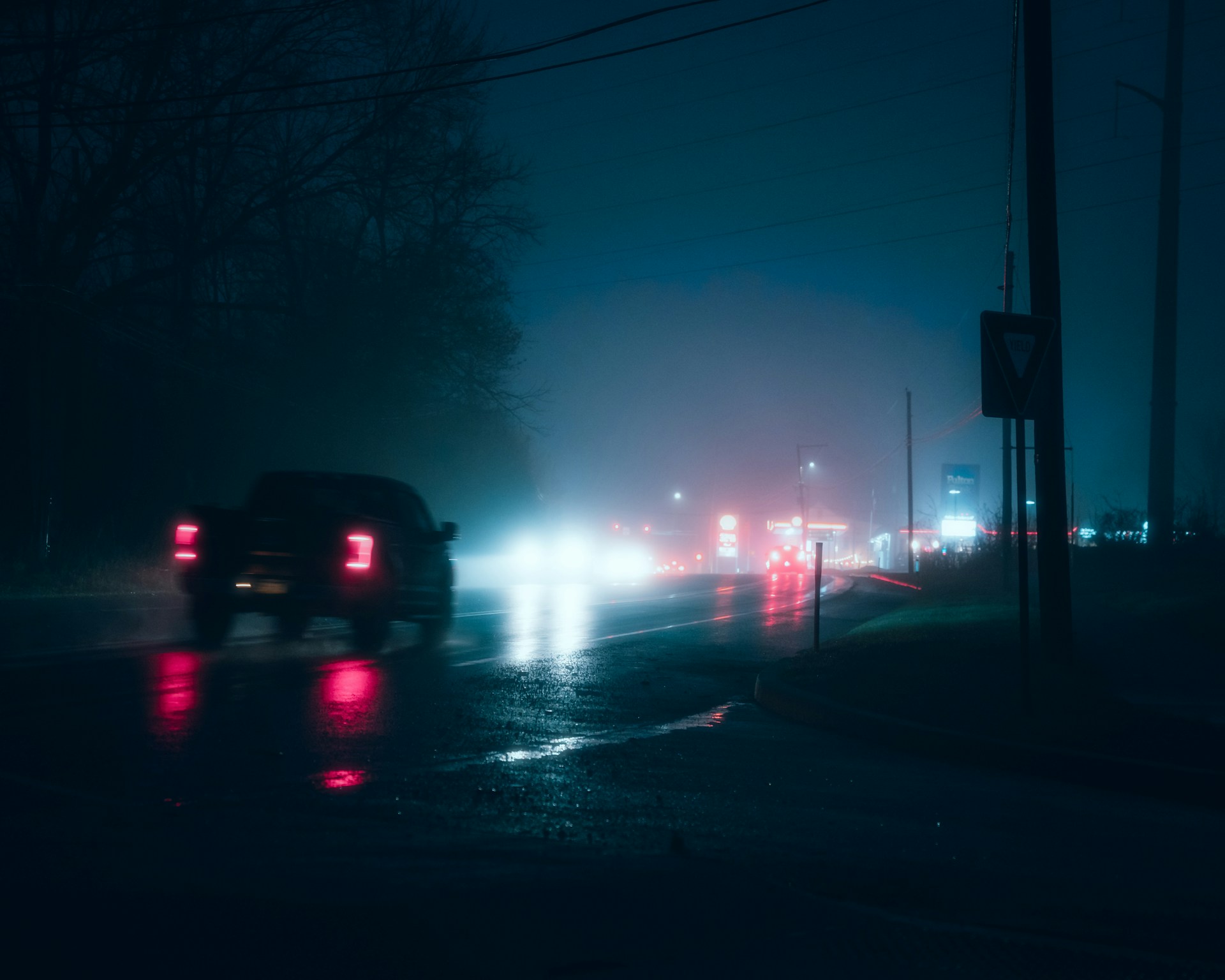 A vehicle on the road at night | Source: Unsplash