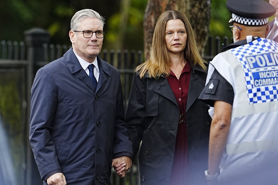 Sir Keir and Lady Victoria Starmer at the scene of the attack near the Heaton Park Hebrew Congregation Synagogue, on October 3, 2025, in Manchester, England. | Source: Getty Images