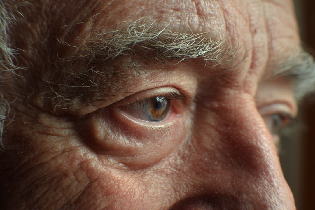 A close-up shot of an older man's eyes | Source: Midjourney
